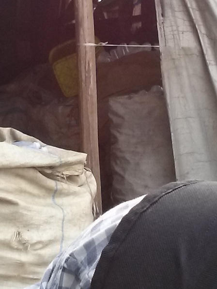 Sự thật nổi da gà về “đường đi”  của rác thải y tế