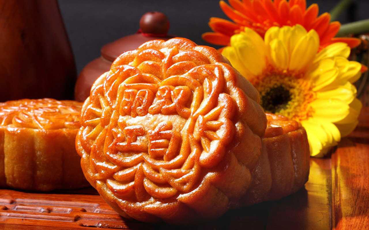 Cẩn trọng khi ăn bánh trung thu