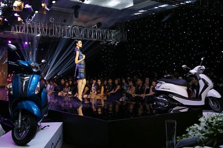 Sự hòa quyện giữa xe Yamaha Grande và thời trang