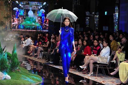 IVY Moda tri ân khách hàng bằng đêm tiệc “Enchanted Night” 
