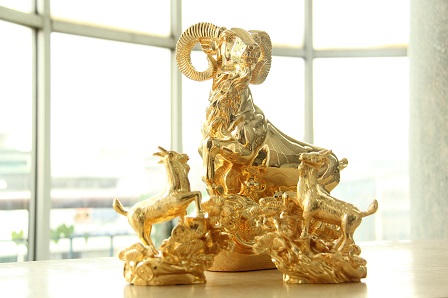 Tết Ất Mùi, “dê vàng” hút khách