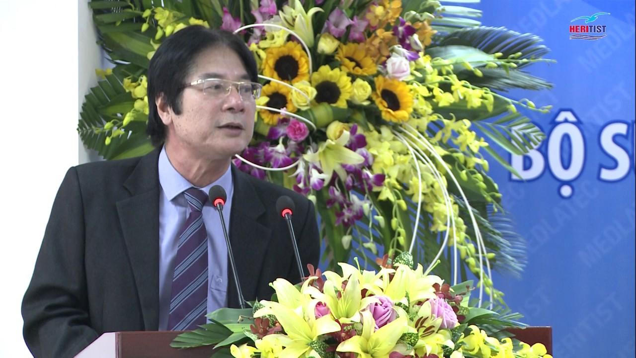 Khi Hội đồng thẩm định "vừa đá bóng, vừa thổi còi"