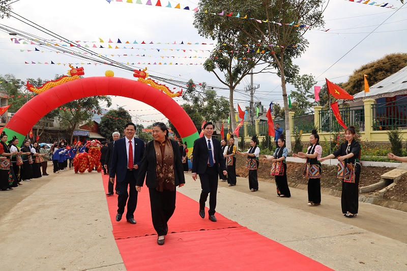 Đổi thay ở Mường Lầm