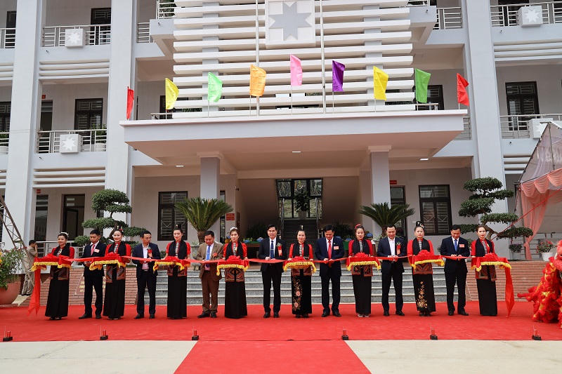 Đổi thay ở Mường Lầm