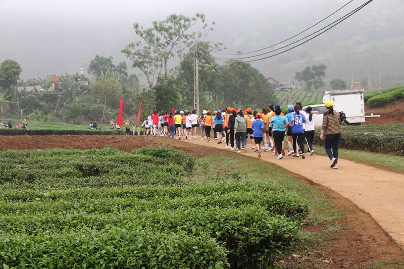 Hấp dẫn giải chạy Olympic bên đèo Pha Đin huyền thoại