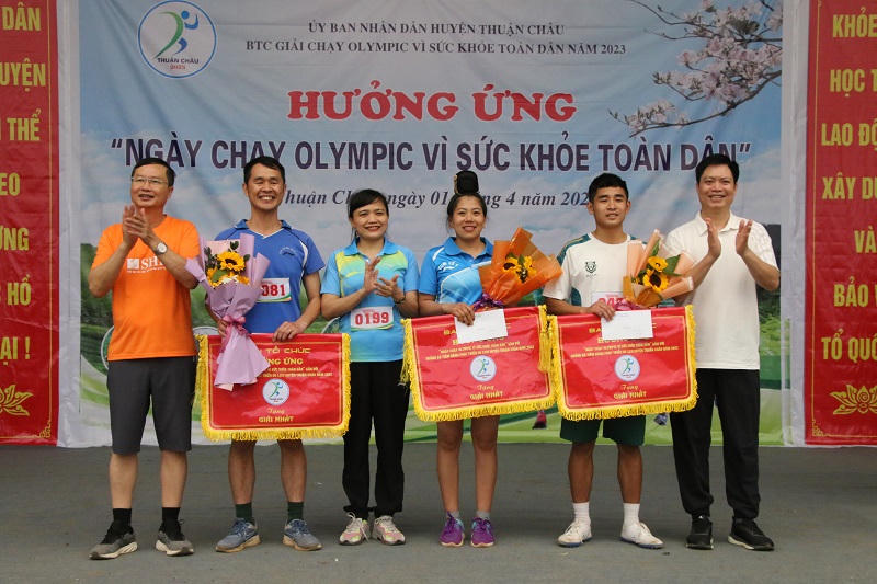 Hấp dẫn giải chạy Olympic bên đèo Pha Đin huyền thoại