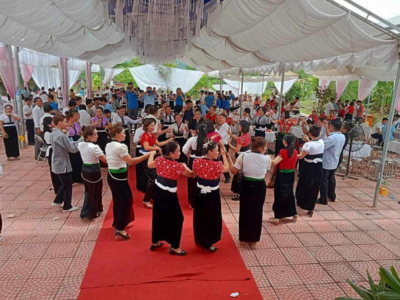 Đến Phù Yên vui Tết “Xíp xí” cùng bà con dân tộc Thái trắng