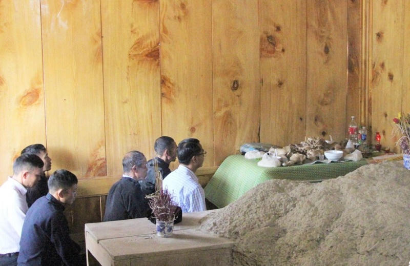 Lên vùng cao Ngọc Chiến vui hội mừng cơm mới