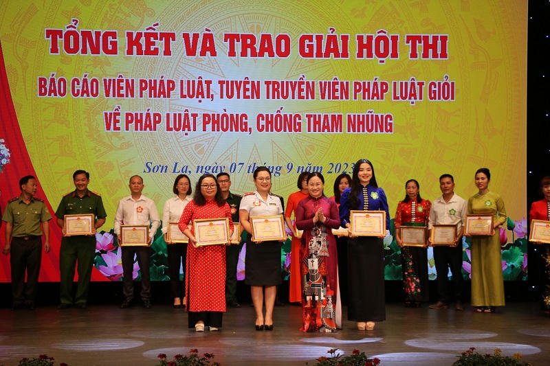 Sơn La: Tổng kết và trao giải Hội thi báo cáo viên, tuyên truyền pháp luật phòng, chống tham nhũng 