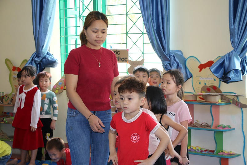 Nỗ lực nâng cao chất lượng chăm sóc giáo dục trẻ