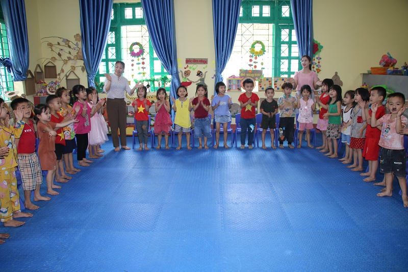 Nỗ lực nâng cao chất lượng chăm sóc giáo dục trẻ