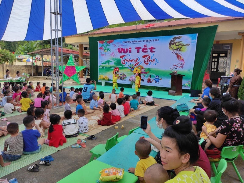 Nỗ lực nâng cao chất lượng chăm sóc giáo dục trẻ