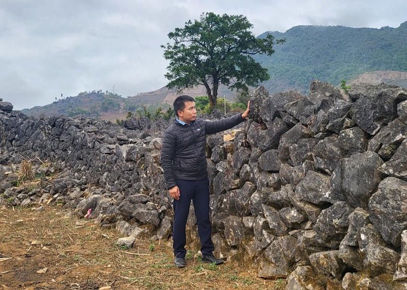 Khám phá rừng đá tai mèo trên cao nguyên Tủa Chùa