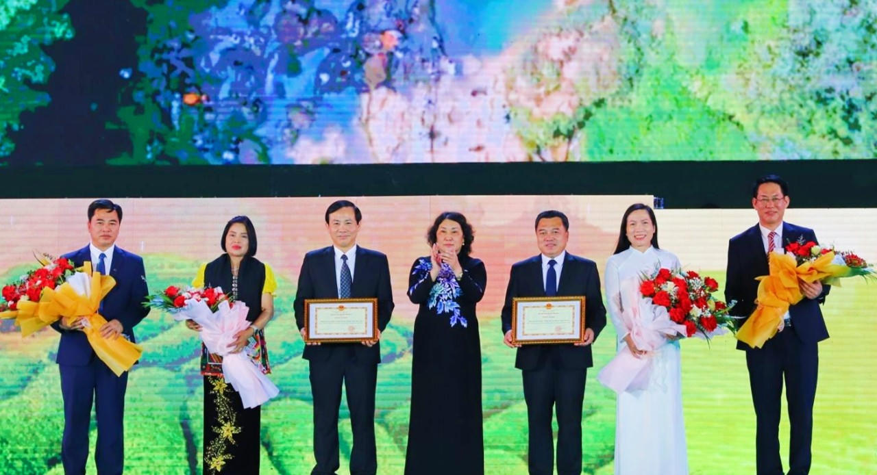 Công bố quyết định công nhận Khu du lịch quốc gia Mộc Châu