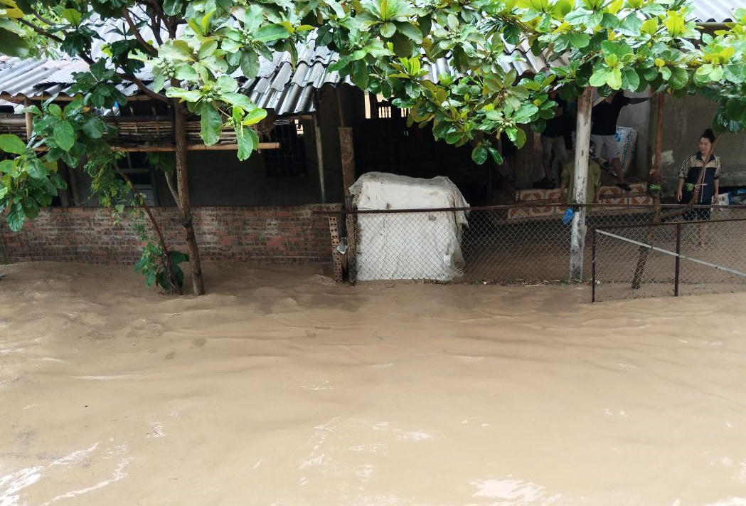 Sơn La: Mưa lớn trên diện rộng gây ra lũ quét, sạt lở, ngập úng