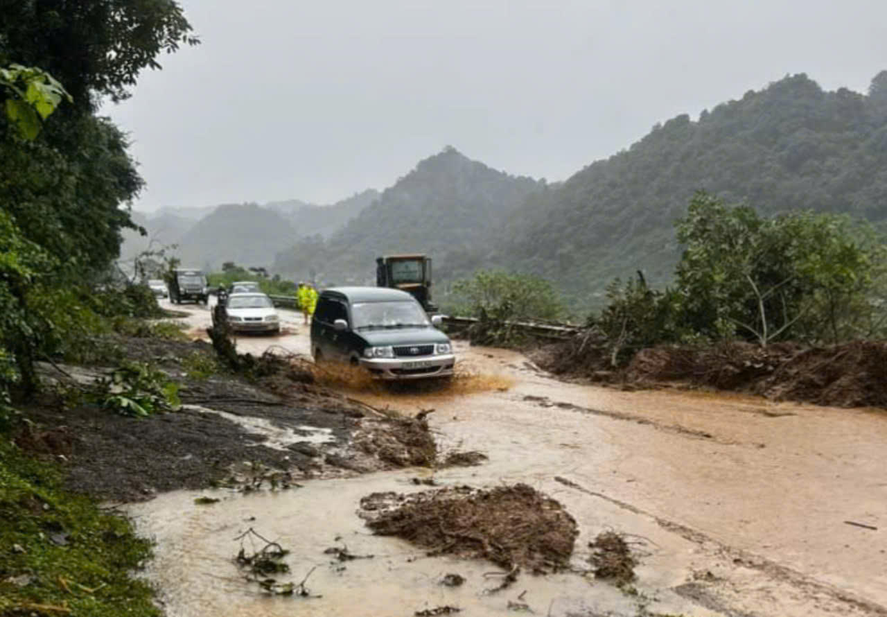 Sơn La: Nỗ lực khắc phục sạt lở trên các tuyến đường