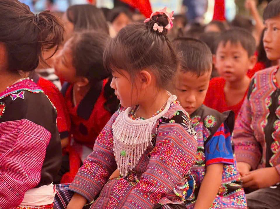 Không khí háo hức chào đón năm học mới tại khắp các tỉnh thành cả nước