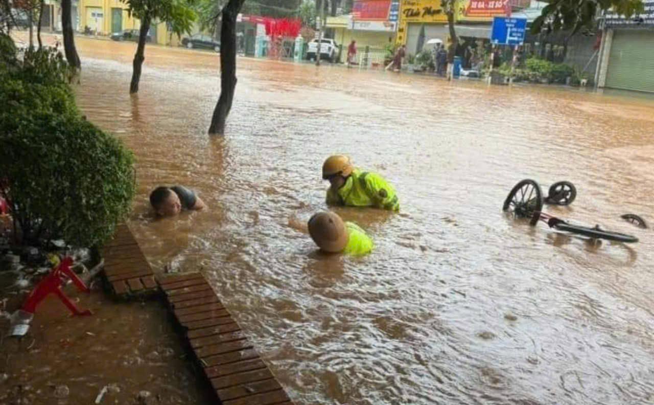 Bão số 3 gây mưa lớn, lũ quét, thiệt hại nghiêm trọng tại Sơn La