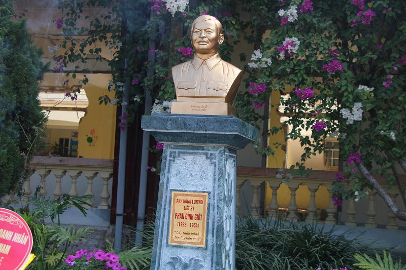 Điện Biên: Khánh thành tượng đài anh hùng liệt sỹ Phan Đình Giót