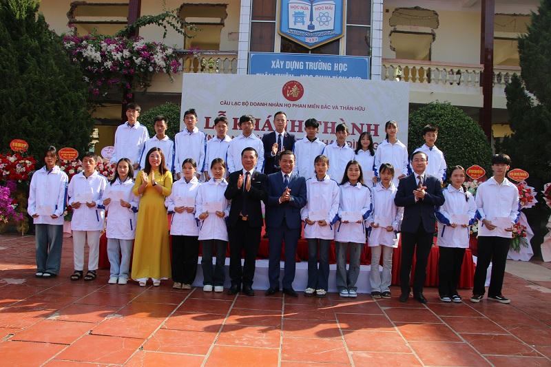 Điện Biên: Khánh thành tượng đài anh hùng liệt sỹ Phan Đình Giót