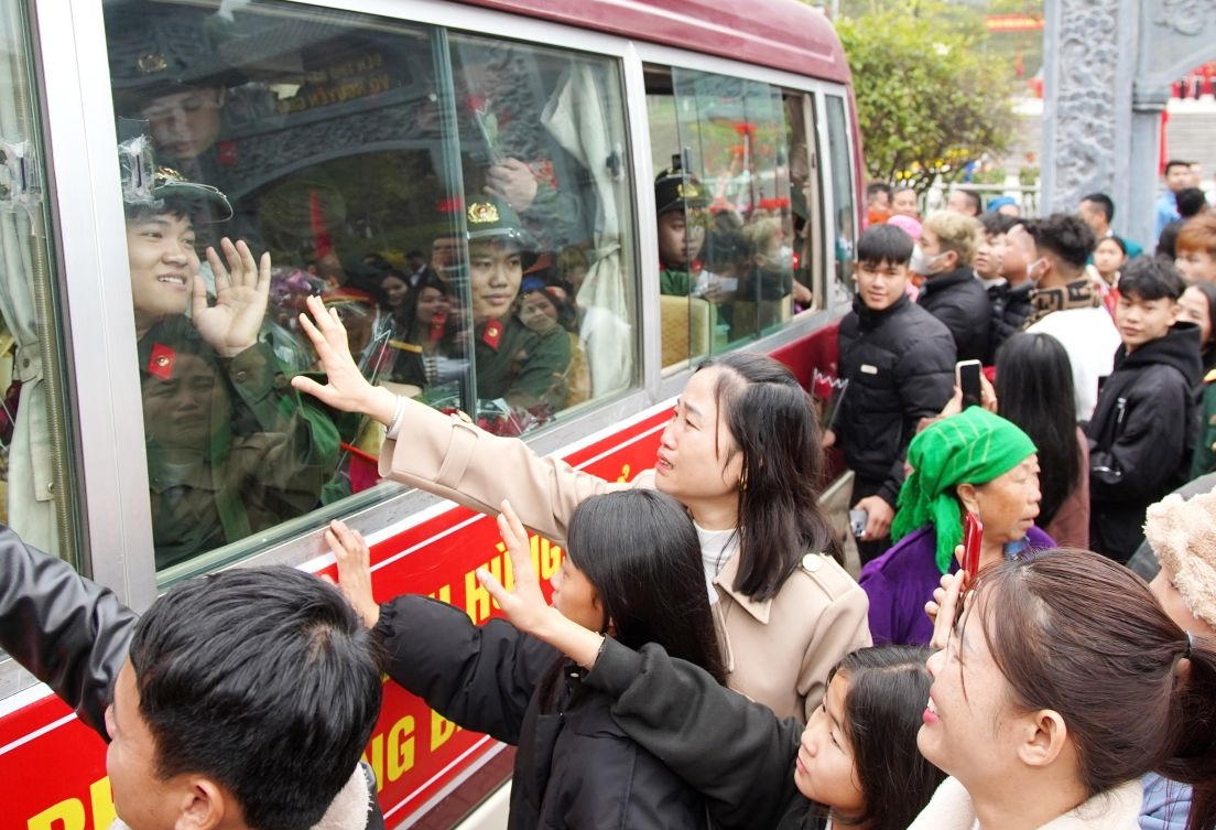 Rộn ràng ngày hội tòng quân ở Sơn La