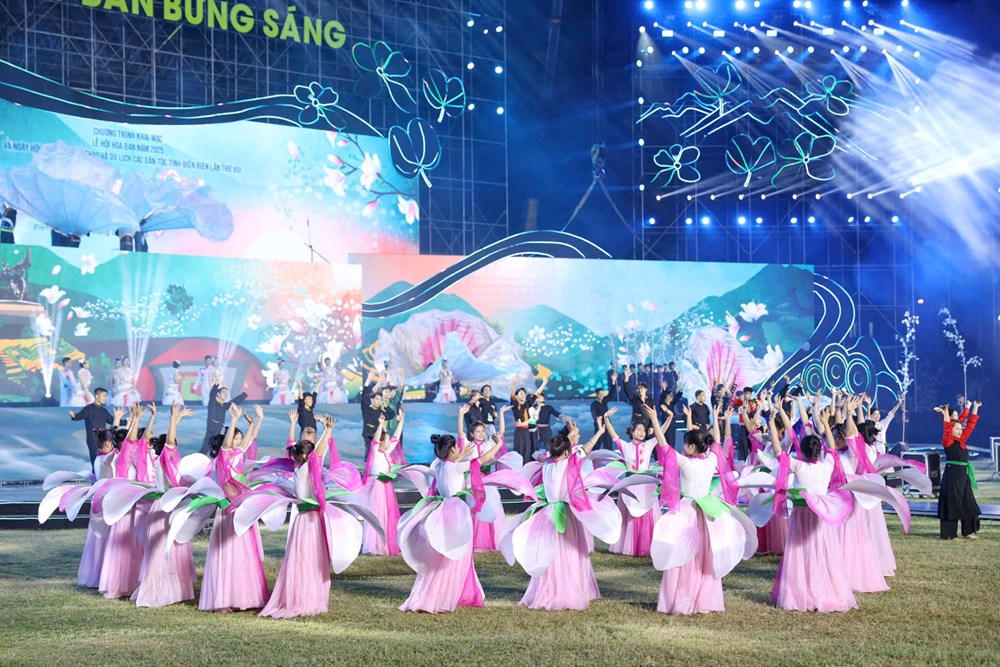 Phó Thủ tướng Lê Thành Long: Nâng tầm thương hiệu để Lễ hội Hoa ban thành điểm đến hấp dẫn