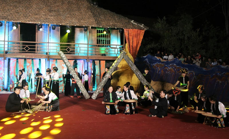 Đặc sắc show diễn thực cảnh Huyền tích U Va tại Điện Biên