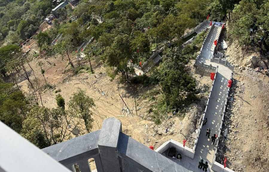 Lễ thượng cờ và khánh thành Cột cờ A Pa Chải