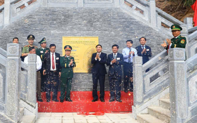 Lễ thượng cờ và khánh thành Cột cờ A Pa Chải