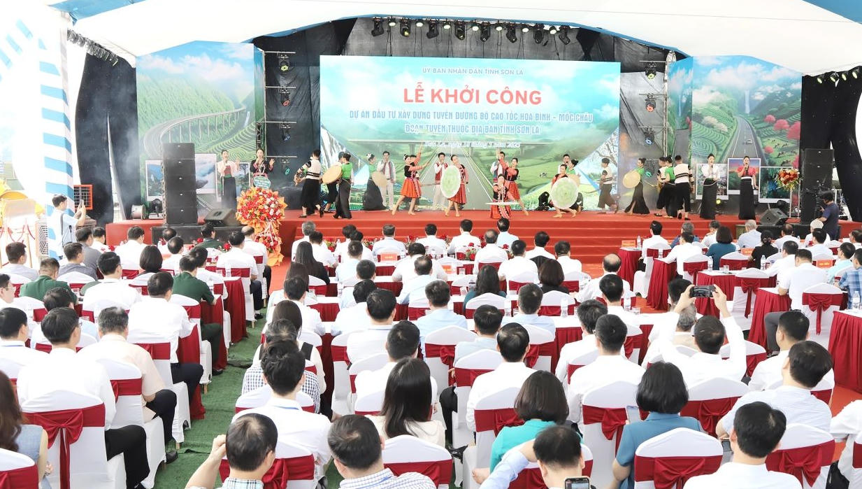 Khởi công cao tốc Hòa Bình – Mộc Châu đoạn qua Sơn La