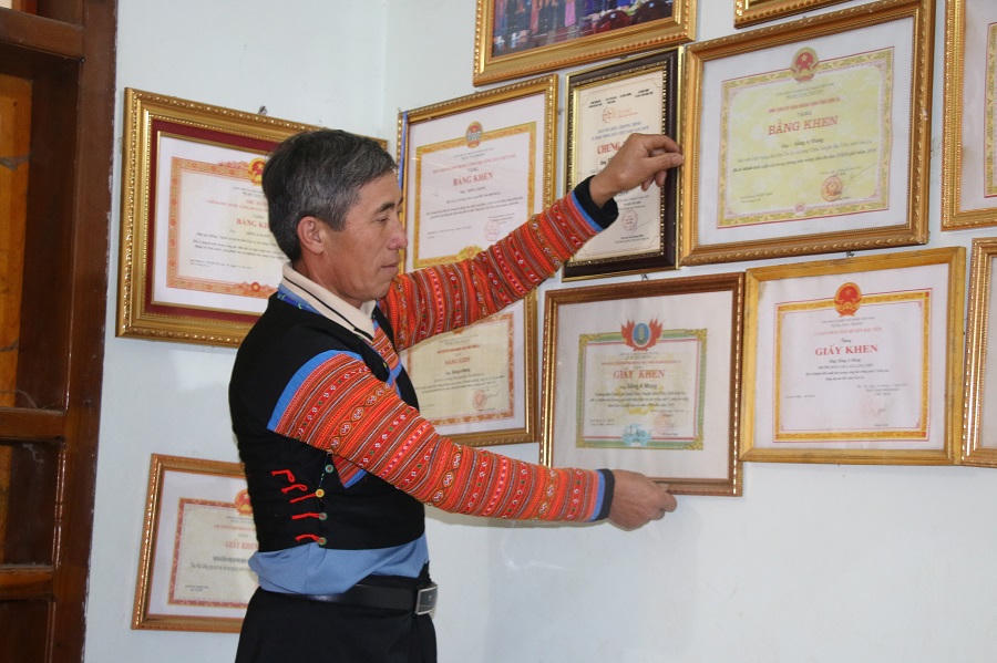 Người góp sức mang ấm no về bản vùng cao