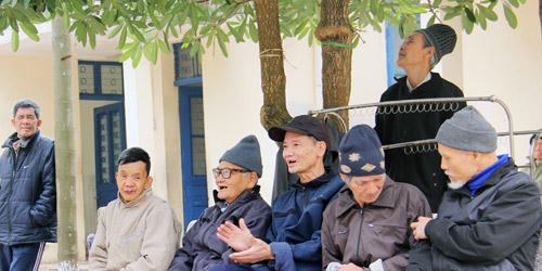 Trường mầm non Baby Garden – Maple mang Tết ấm tới Miêu Nha