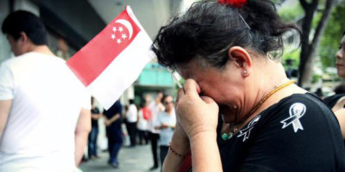 Người dân Singapore dầm mưa tiễn “người cha lập quốc” Lý Quang Diệu