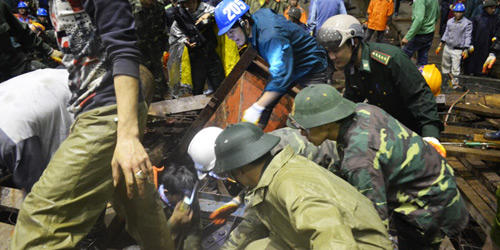 Vụ sập giàn giáo tại Formosa: cấm xuất cảnh 44 người Hàn Quốc