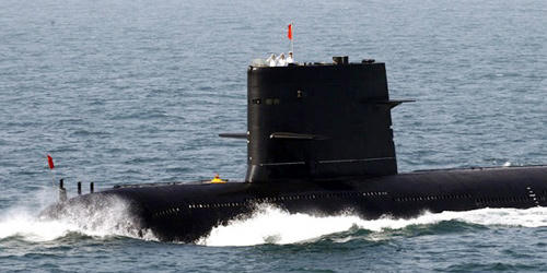 Trung Quốc khuấy động biển Đông để che giấu hạm đội tàu ngầm?