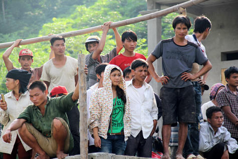 Yên Bái huy động hơn 300 trinh sát truy bắt hung thủ vụ thảm án