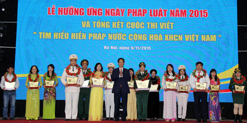 Ngày Pháp luật Việt Nam năm 2015: Những ấn tượng đặc biệt