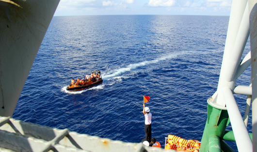 Ngắm cuộc sống của những người đi canh thềm lục địa