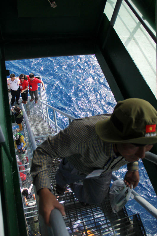 Ngắm cuộc sống của những người đi canh thềm lục địa