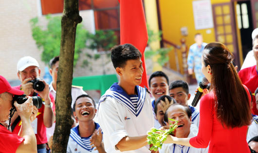 Đi để hiểu và biết thêm về Tổ quốc