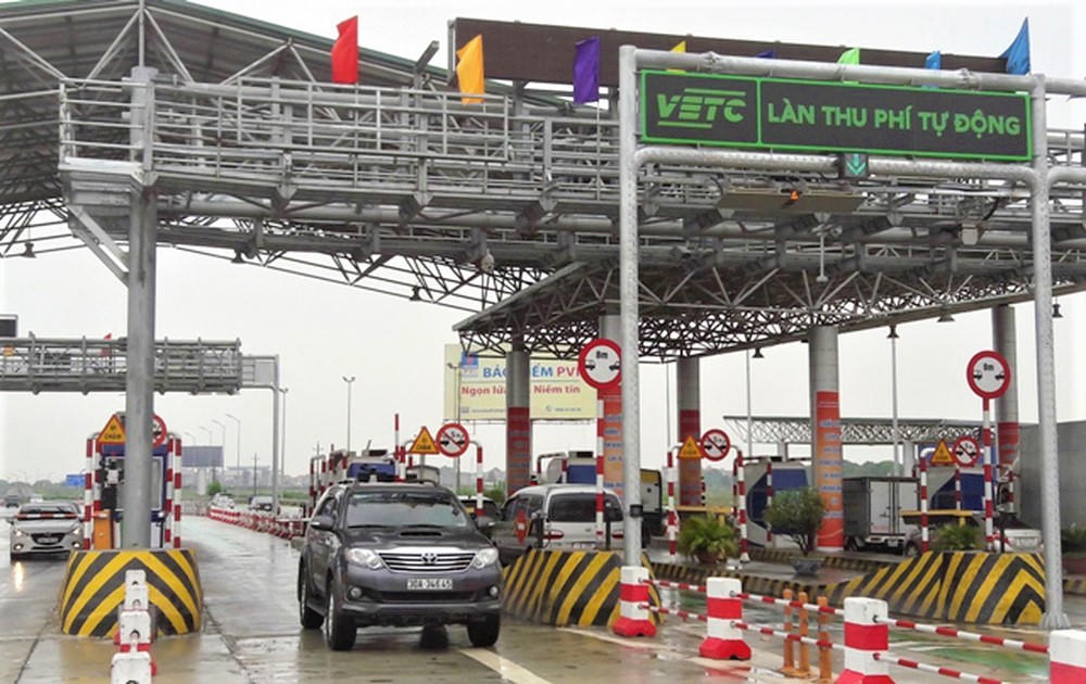 Tiền đâu để tạo êm thuận gần 2 vạn cây số đường đang xuống cấp?