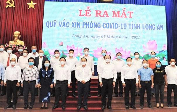 “Trăm hoa đua nở” trong lập Quỹ mua vắc xin phòng COVID-19 