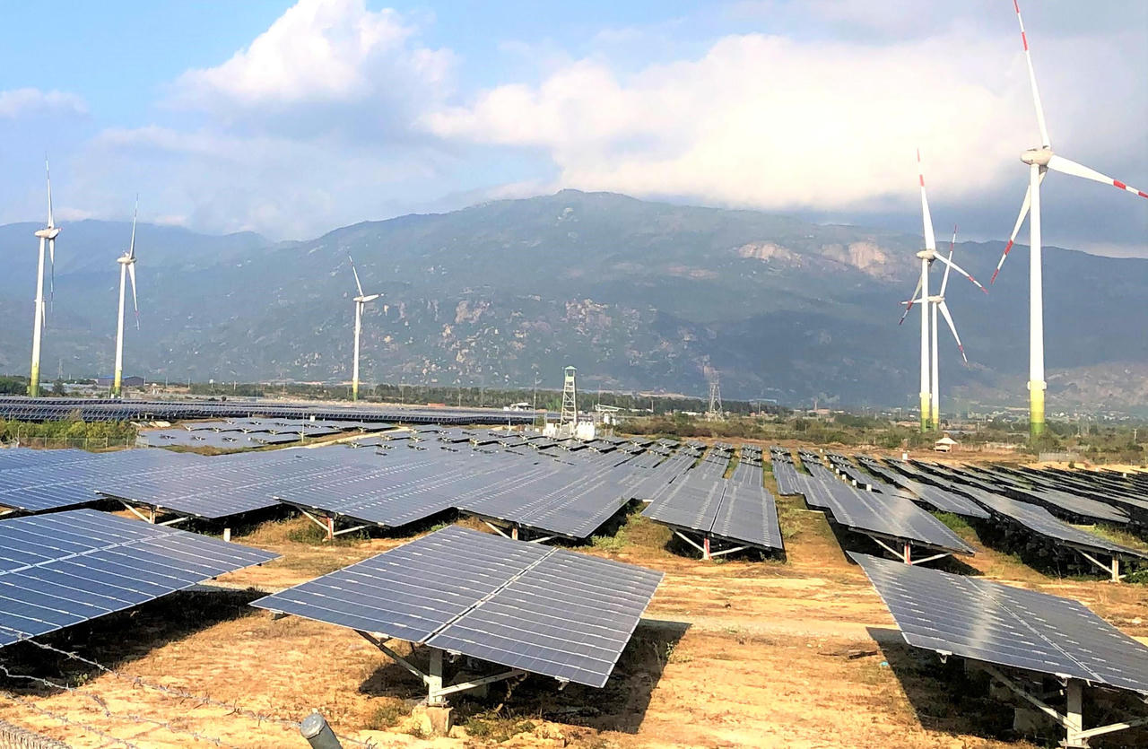 EVN huy động công suất thế nào khi nguồn điện đang dư thừa? 