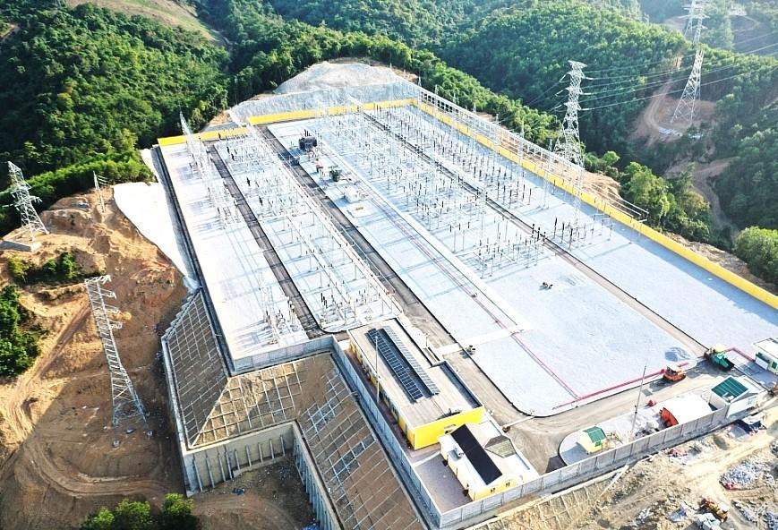 Được gì khi kết nối lưới điện quốc gia hai nước Việt Nam, Lào?