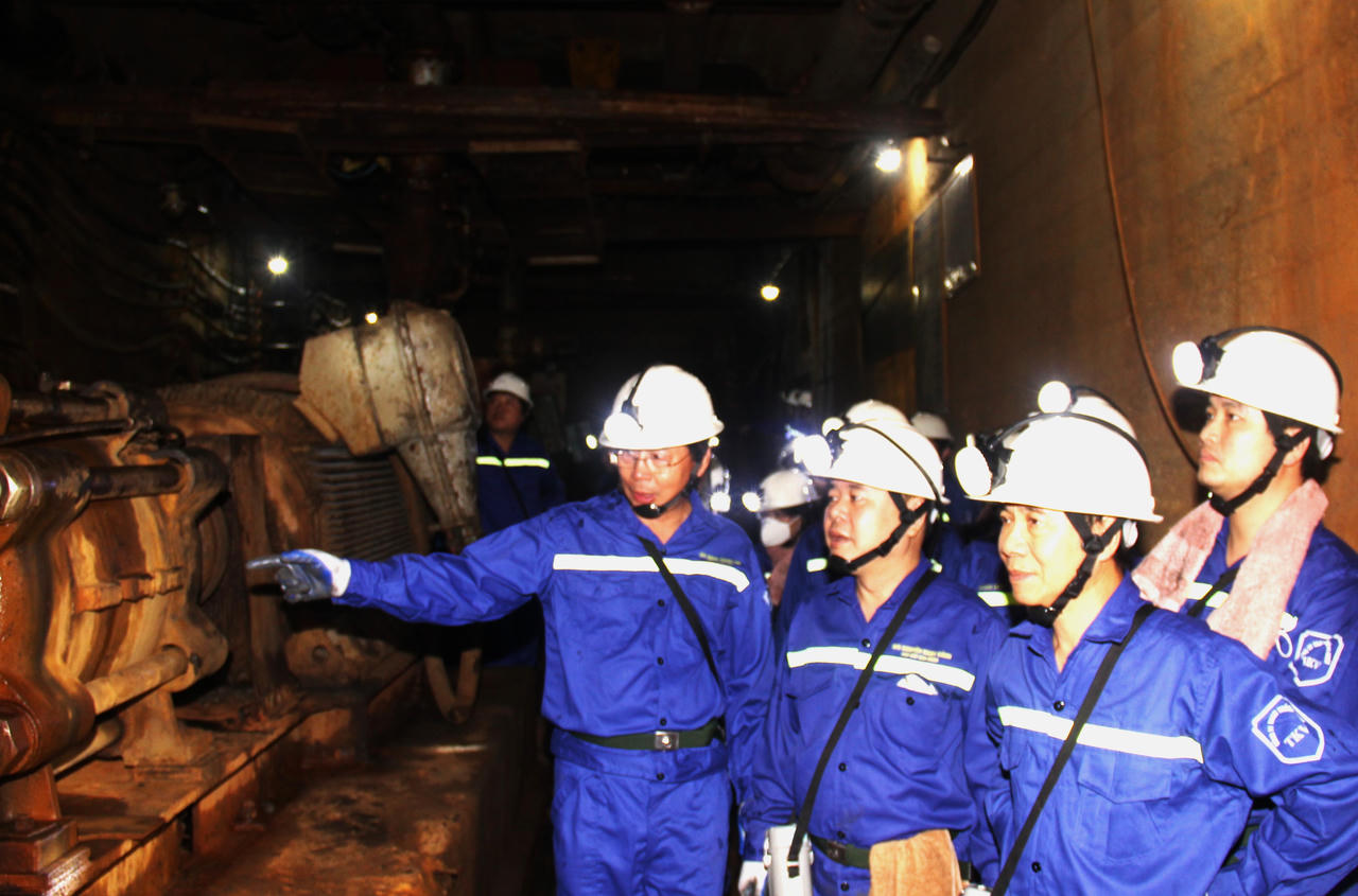 Xuống hầm than sâu 140m, lãnh đạo Ủy ban Quản lý vốn Nhà nước nói gì?