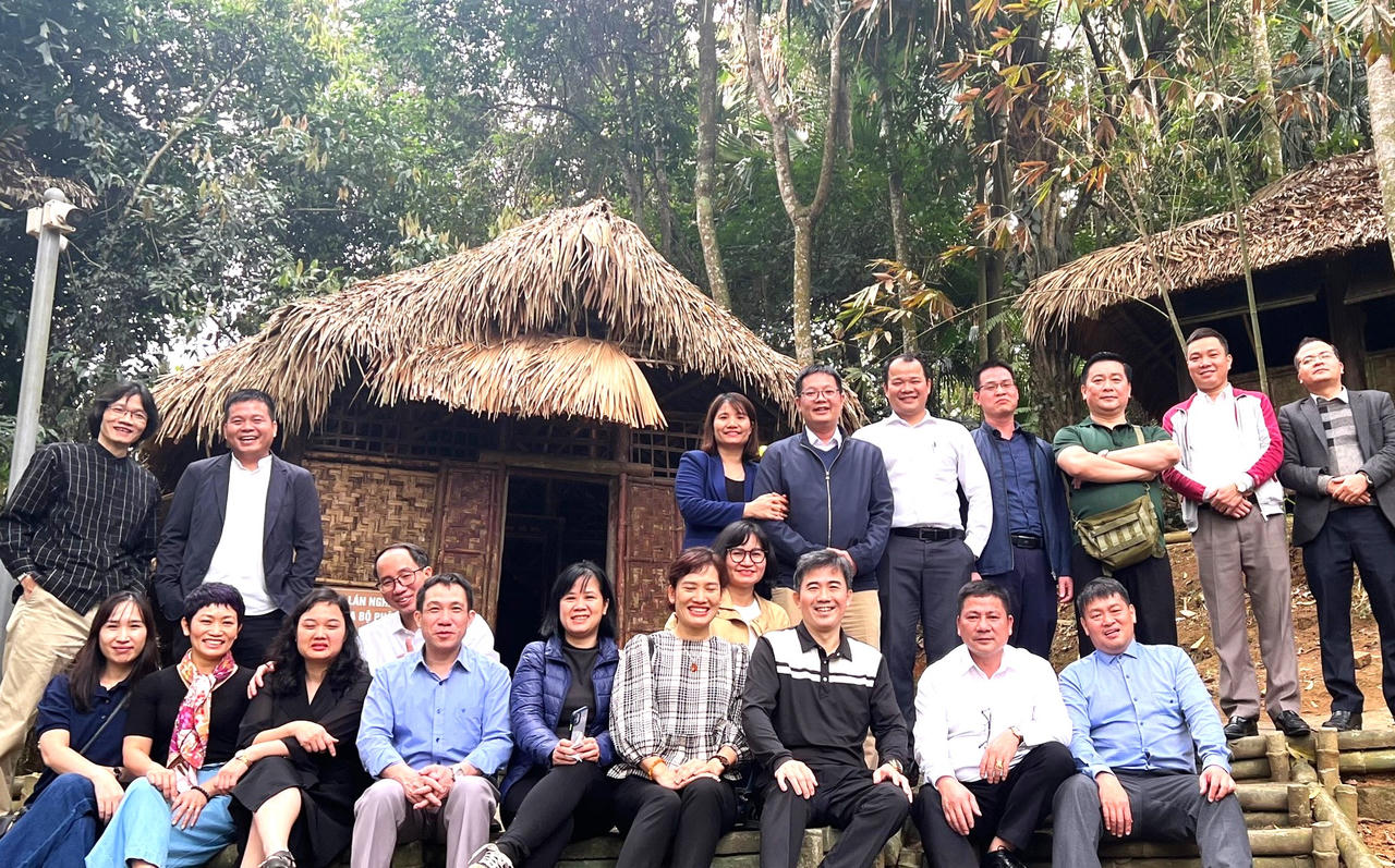 Học viện Chính trị Quốc gia Hồ Chí Minh tổ chức cho học viên về nguồn tại ATK Định Hóa, Thái Nguyên 