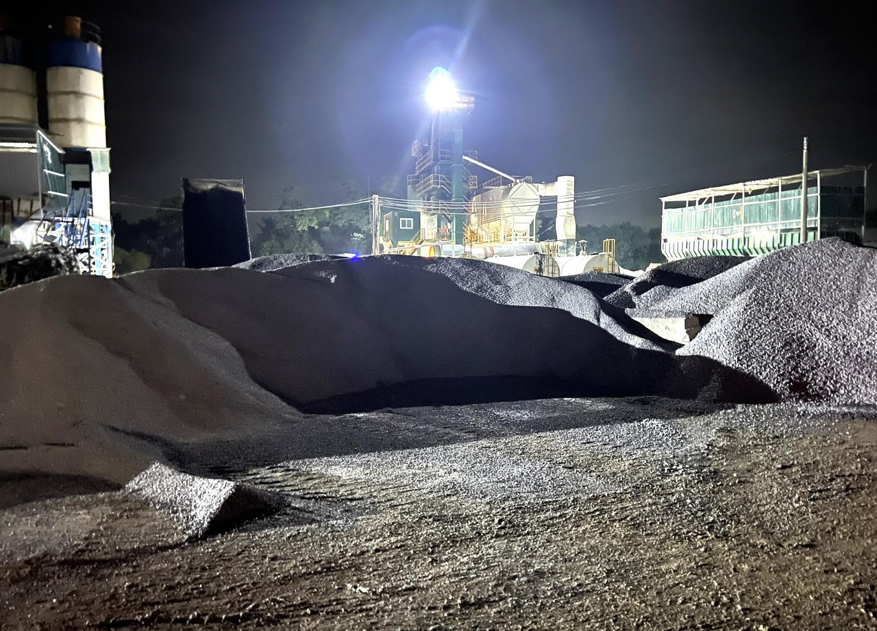 ‘Thâu đếm suốt sáng’ trên công trường cao tốc Nghi Sơn - Quốc lộ 45