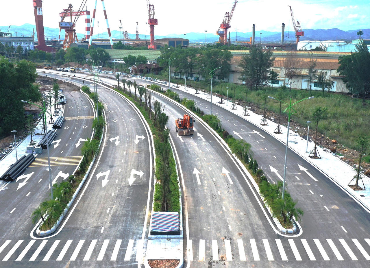 Luật Đường bộ tựa 'đường cao tốc', vẽ không gian cho sự phát triển