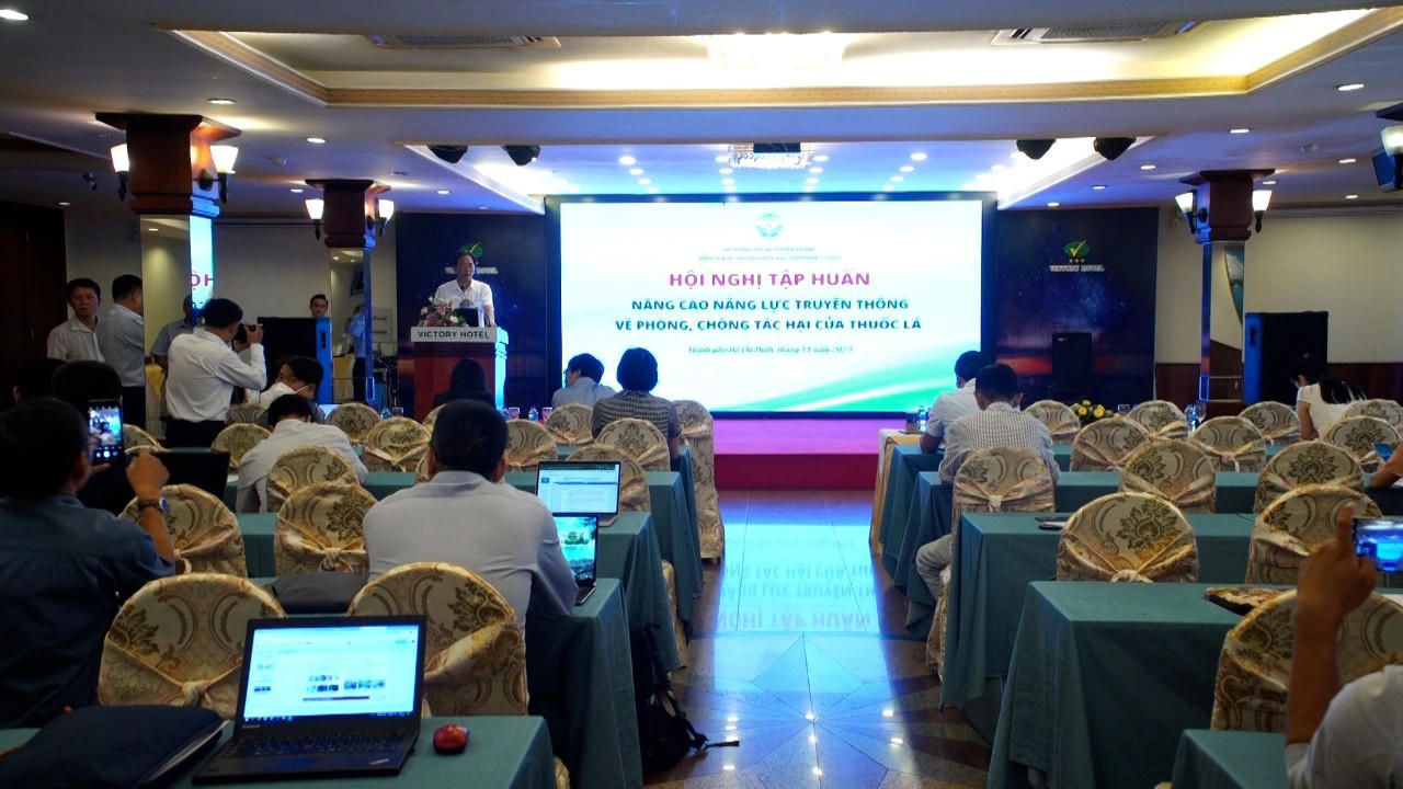 Nâng cao năng lực truyền thông, ngăn chặn tác hại thuốc lá với thế hệ trẻ 