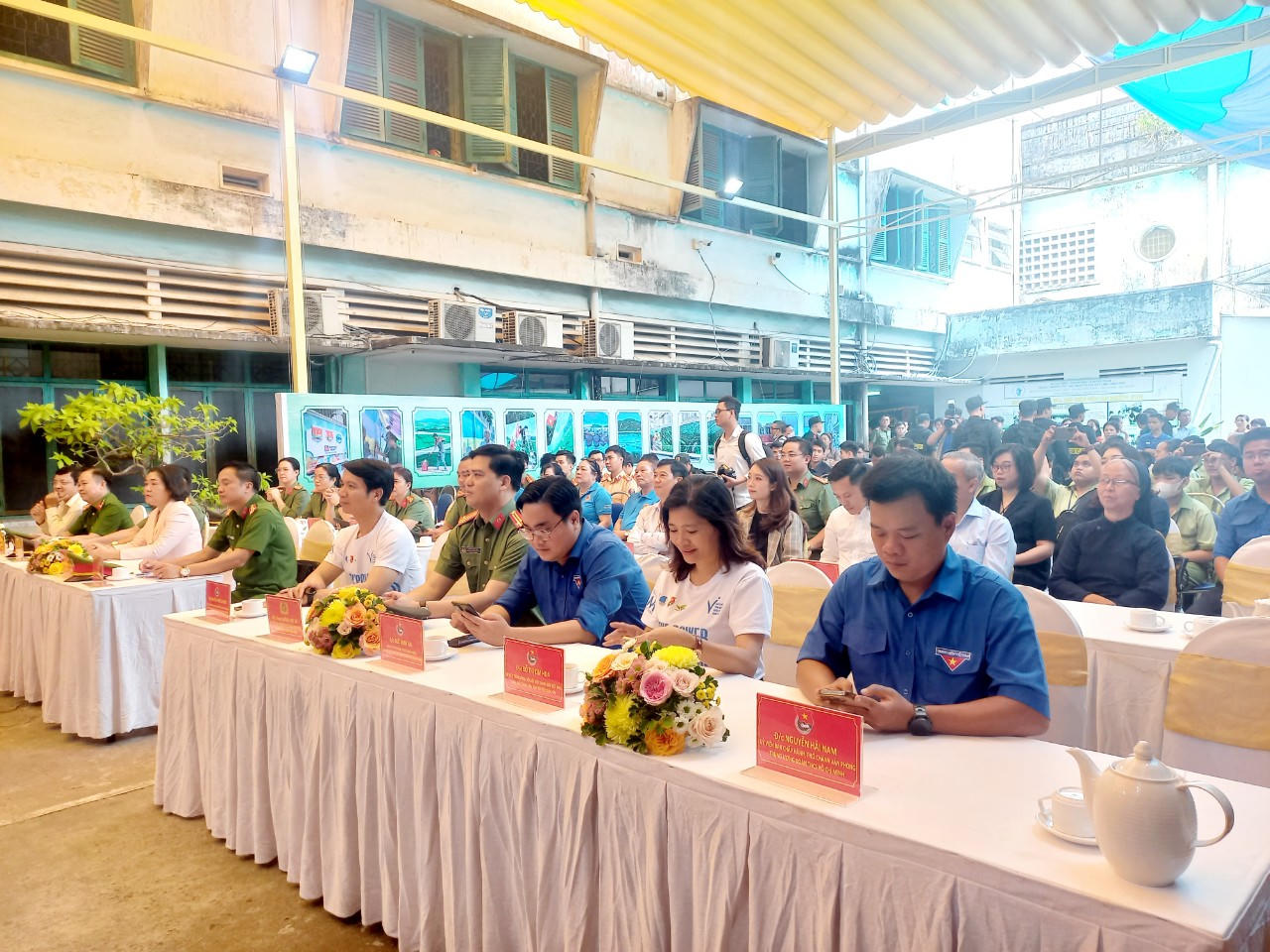 Công an TP HCM khánh thành công trình bích họa 'Việt Nam tươi đẹp'